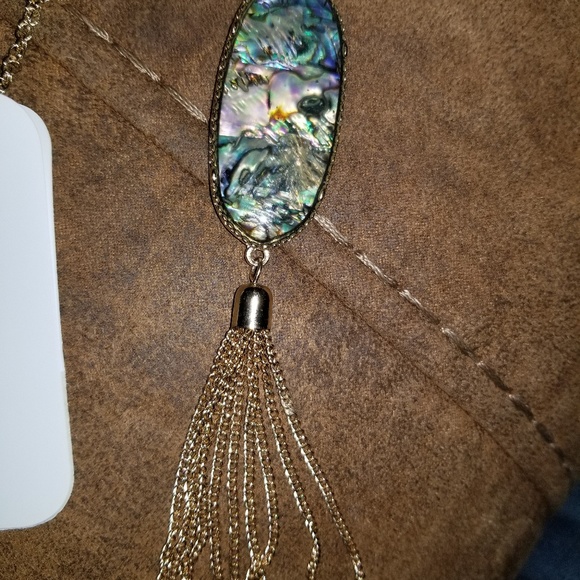 Abalone tassel necklace - Picture 3 of 5
